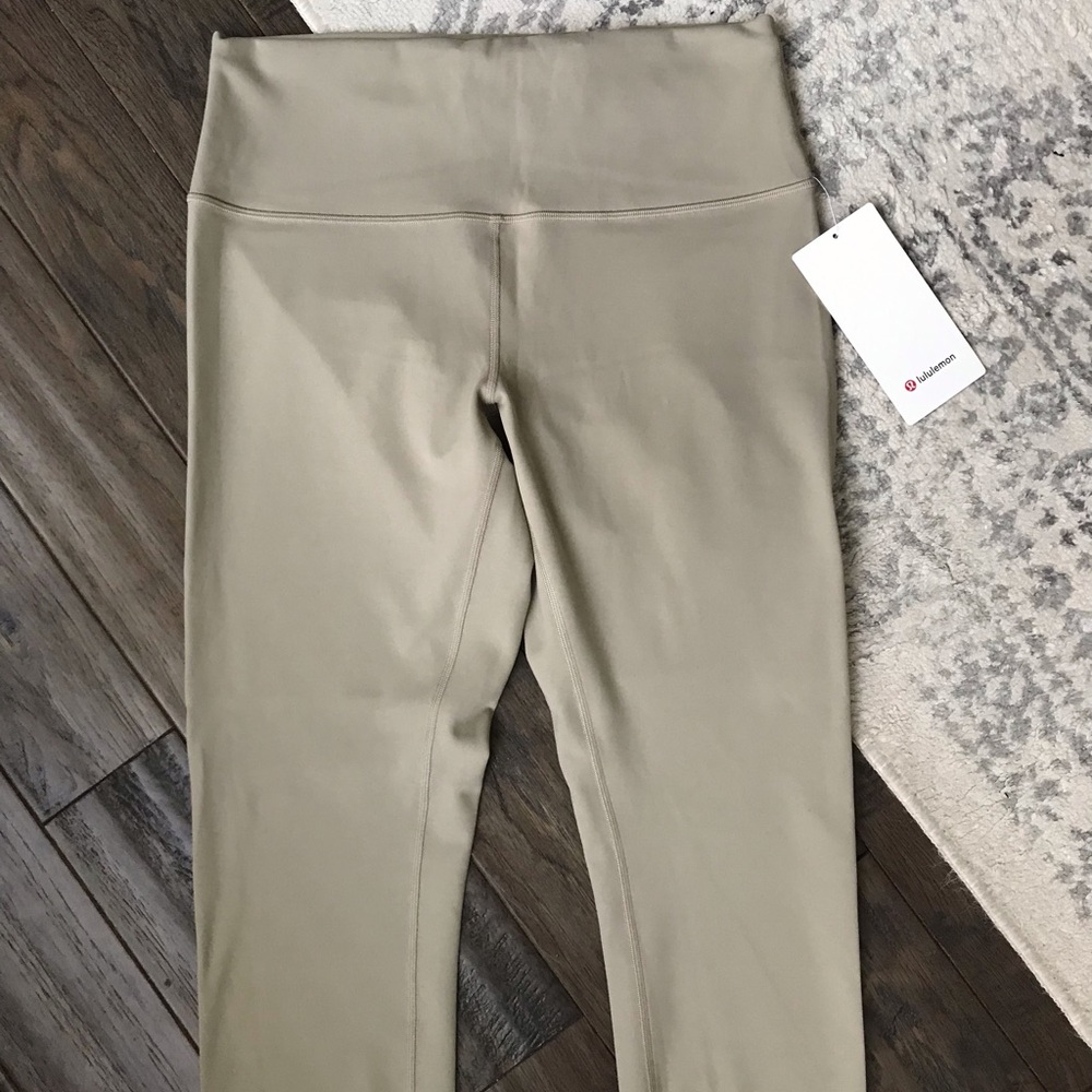 Lululemon Wunder Train High-Rise Tight 28", NWT - Picture 5 of 16